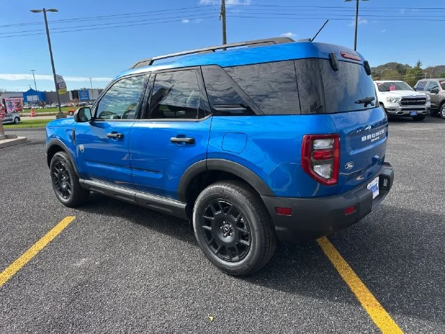 New 2026 Velocity Blue Metallic Ford Big Bend® image 5