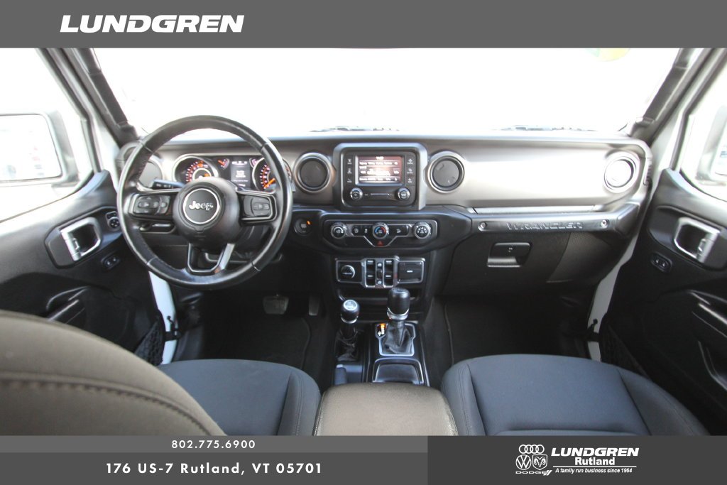 Used 2018 White Jeep Unlimited Sport S image 5