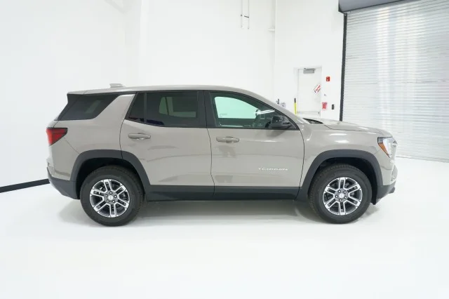 New 2026 Riverstone Metallic GMC Elevation image 4
