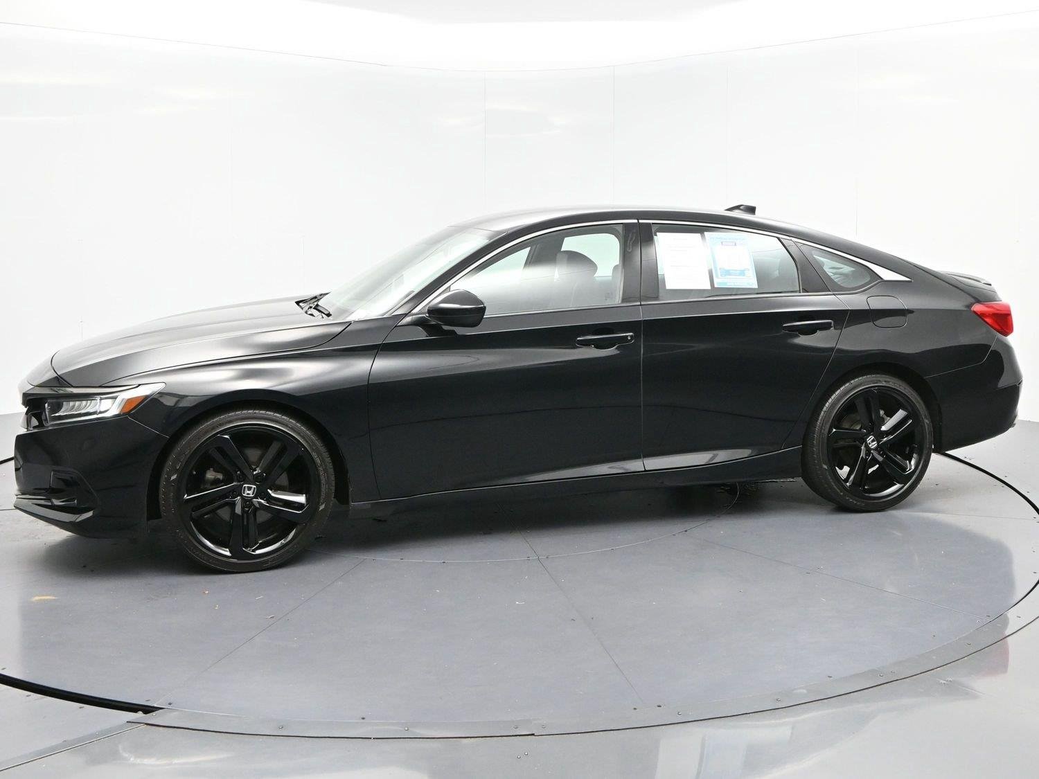 Used 2021 Crystal Black Pearl Honda Sport image 4