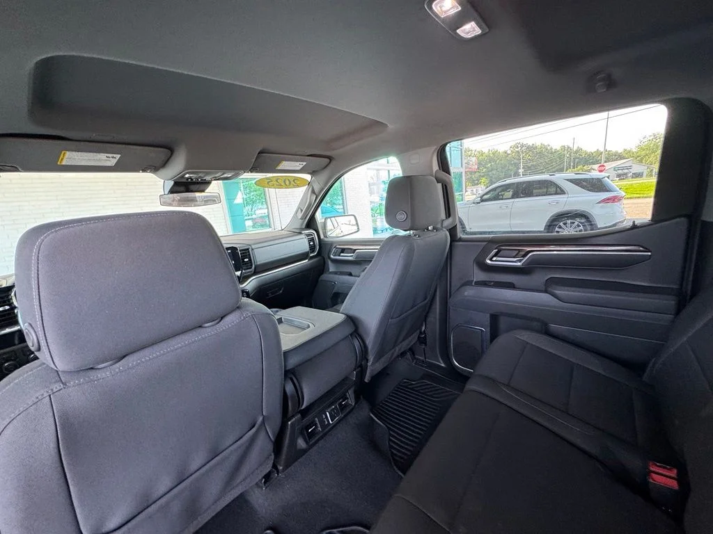 Used 2025 Gray Chevrolet LT image 22