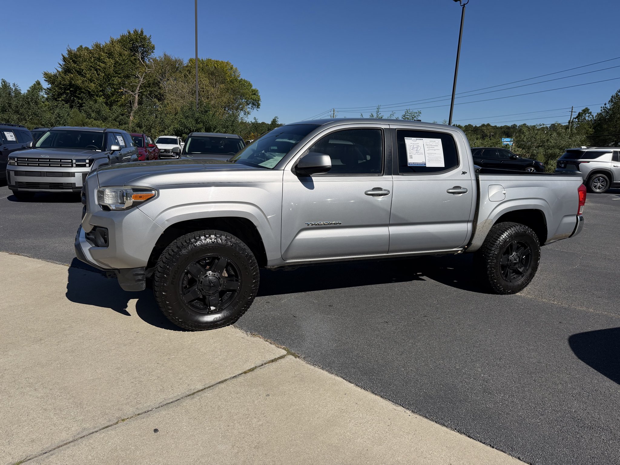 Used 2016 Toyota Tacoma SR5 with VIN 5TFCZ5AN7GX019396 for sale in Milledgeville, GA