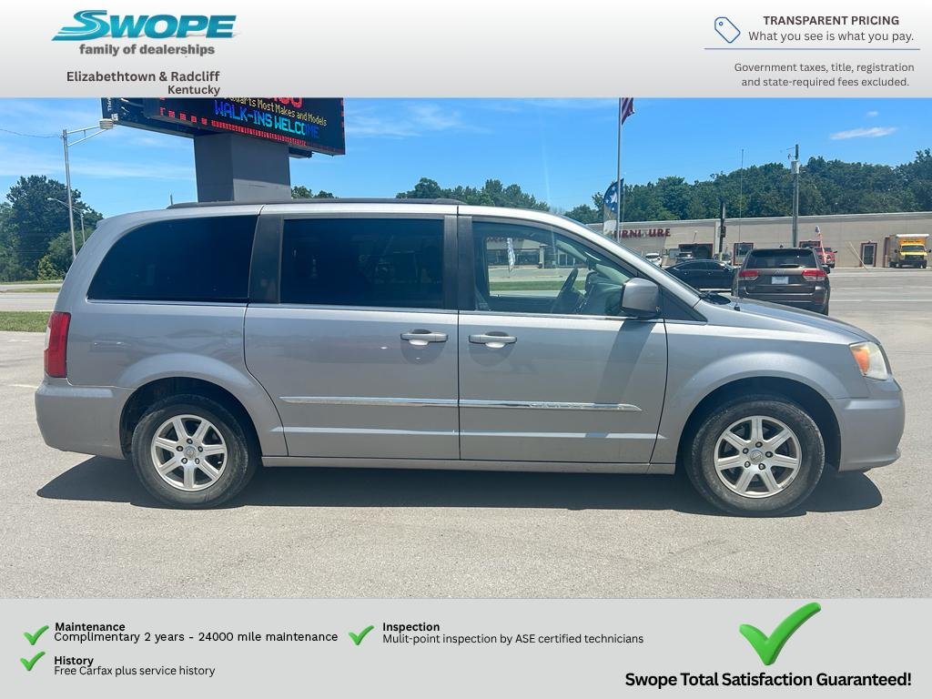 Used 2013 Billet Silver Metallic Clearcoat Chrysler Touring image 3