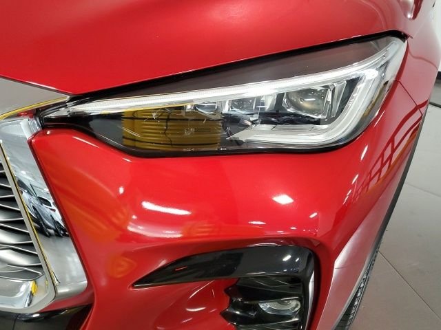 Used 2023 Red INFINITI SENSORY image 30