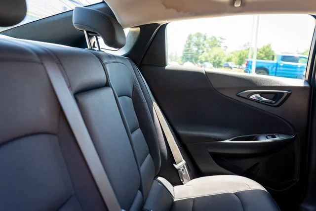 Used 2021 Northsky Blue Metallic Chevrolet LT image 9