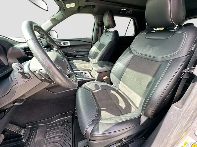 Used 2022 Gray Ford ST image 19