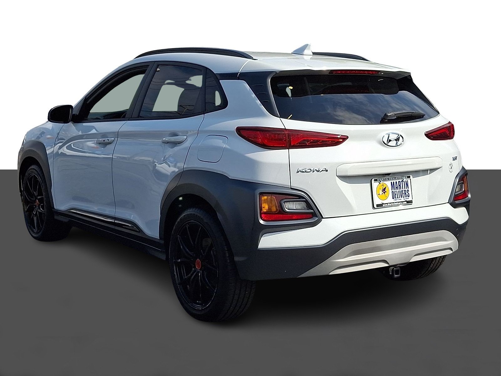 Used 2021 Chalk White Hyundai NIGHT image 4