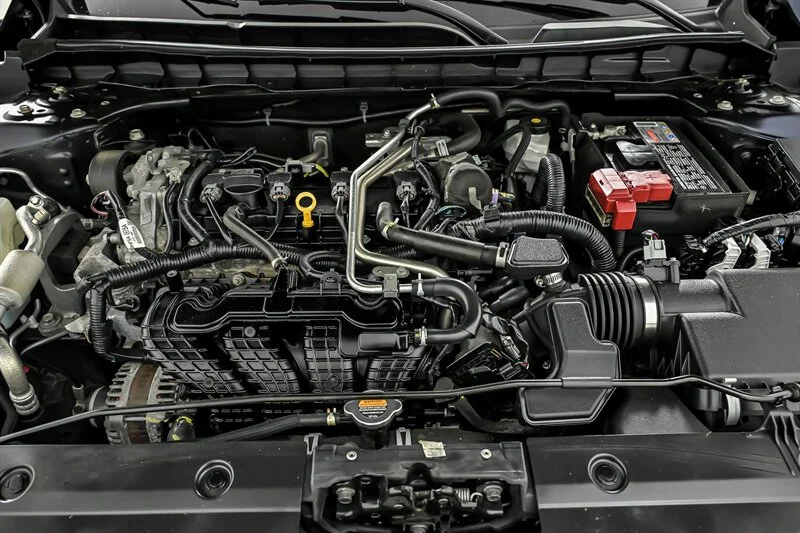 2022 Nissan Altima SR - Photo 12