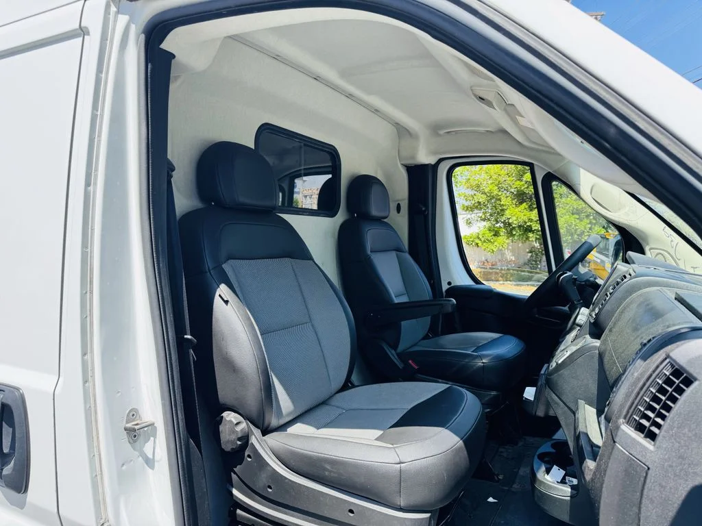 Used 2025 White Ram High Roof image 25