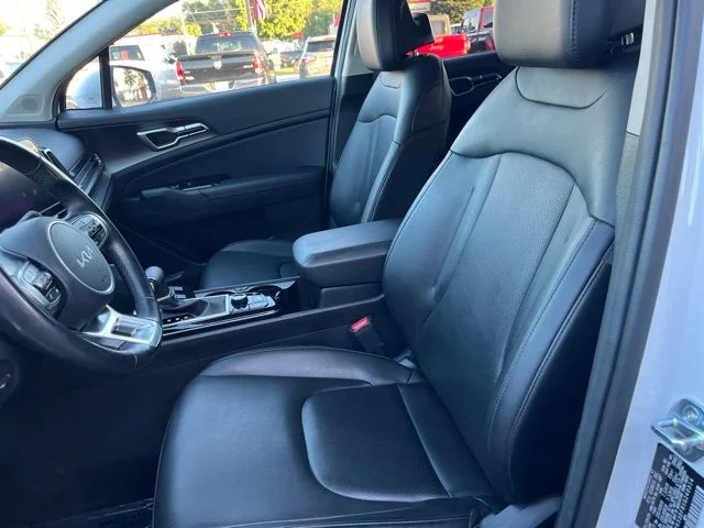 Used 2025 White Kia EX image 8