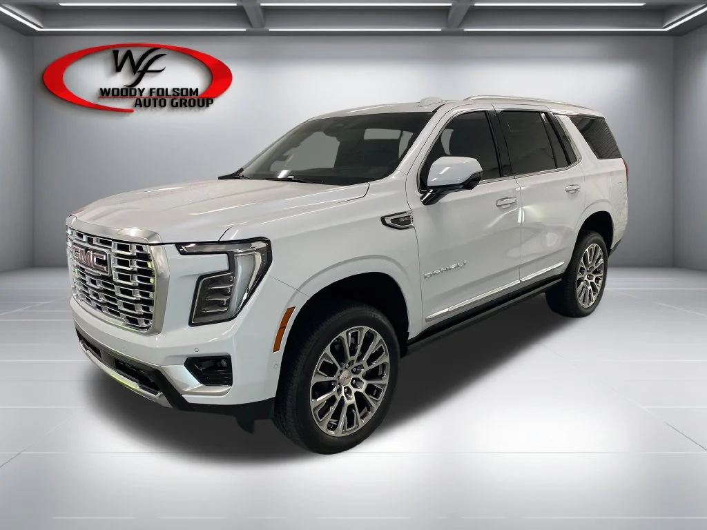 Used 2026 Glacier White Tricoat GMC Denali image 3