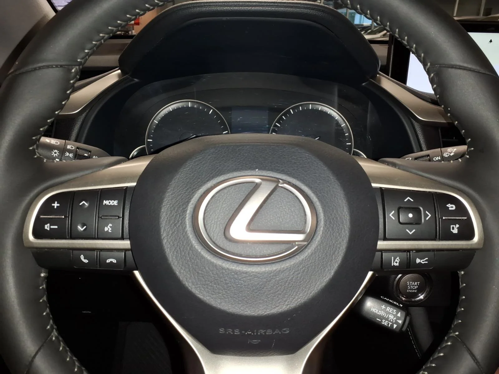 Used 2017 Nebula Gray Pearl (1h9) Lexus Navigation image 8