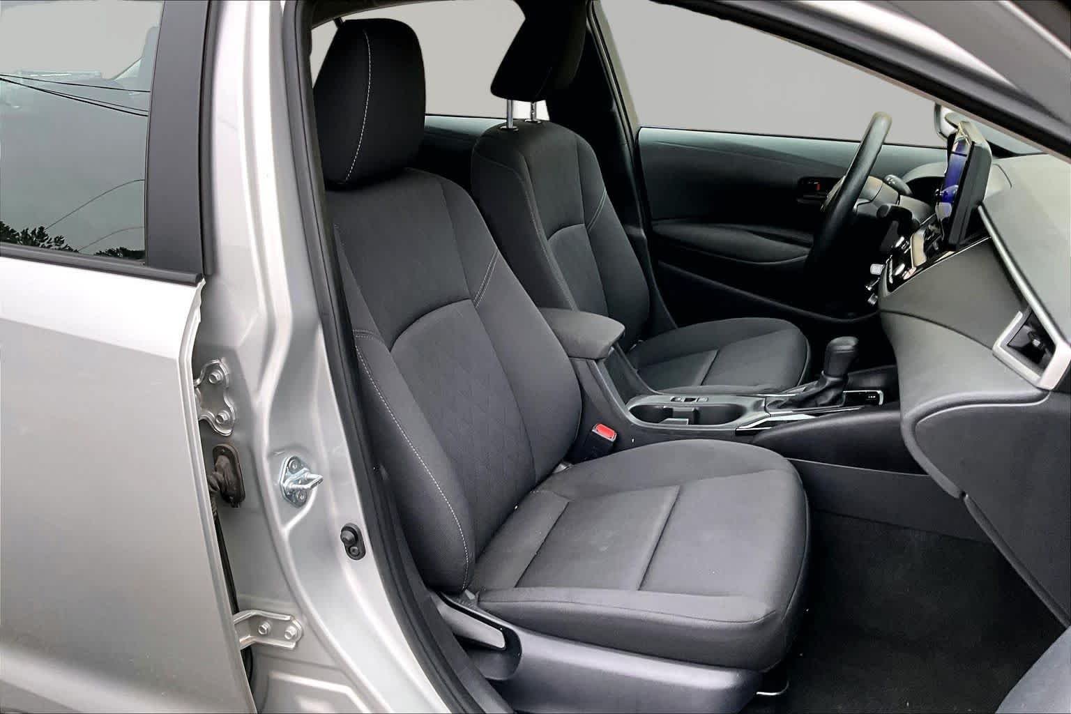 Used 2025 Classic Silver Metallic Toyota LE image 9