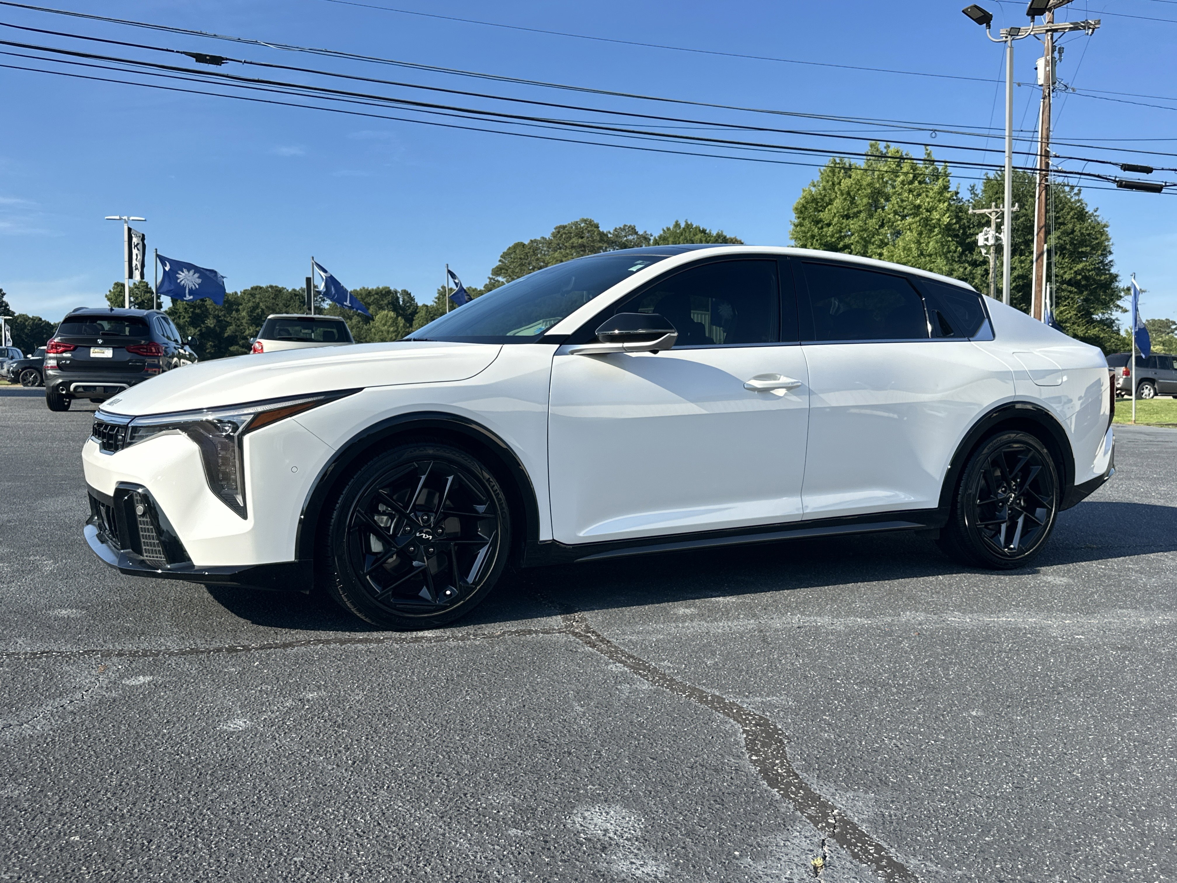 Used 2025 Snow White Pearl Kia GT-Line Turbo image 4
