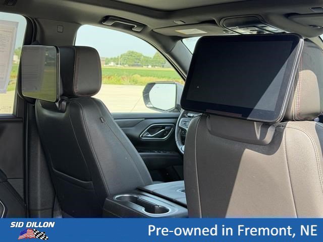 2021 Chevrolet Suburban RST - Photo 21