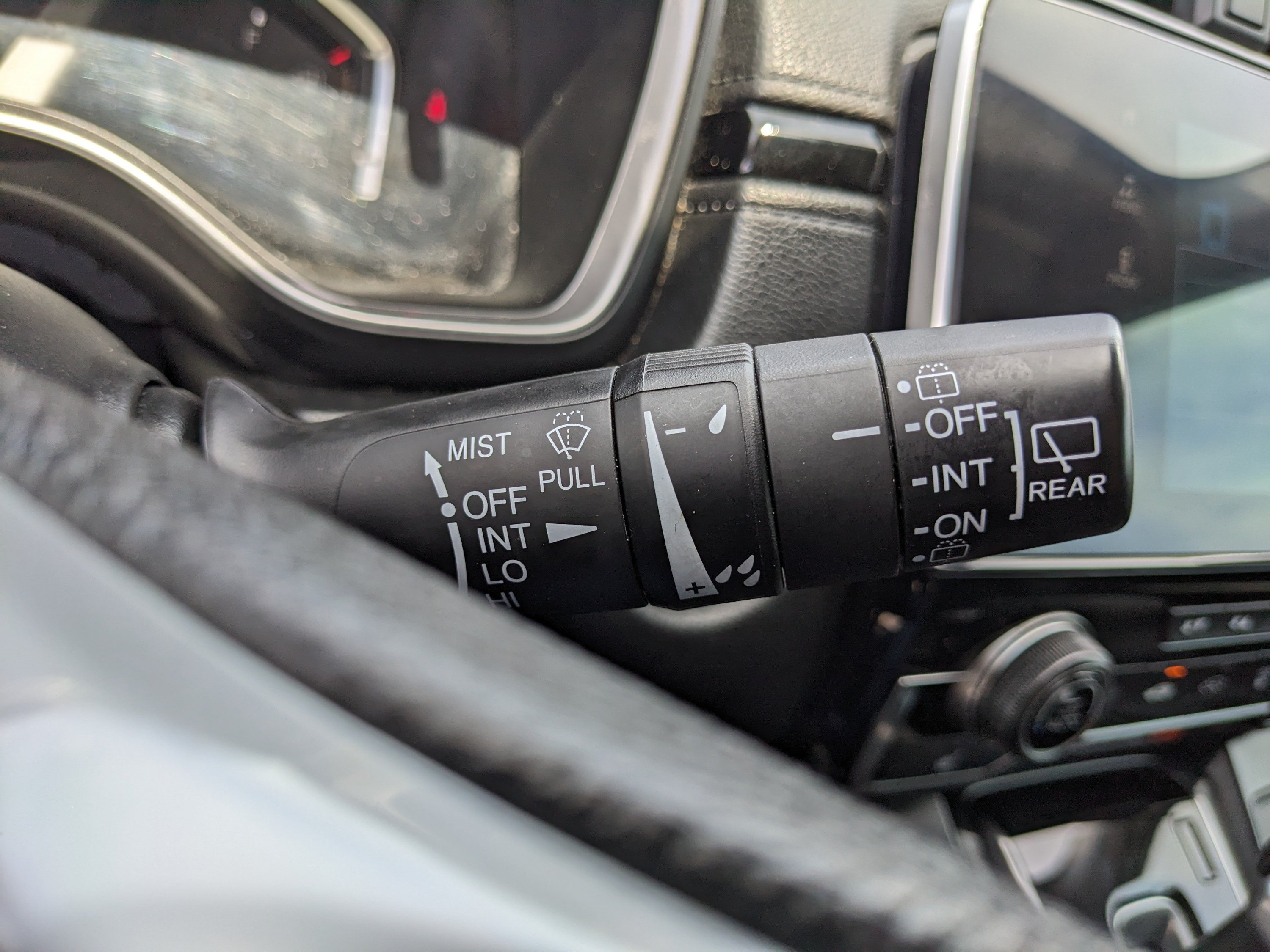 Used 2021 Platinum White Pearl Honda EX image 28