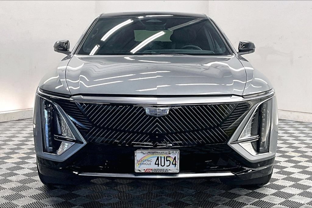 Used 2024 Cadillac LYRIQ Luxury 1 with VIN 1GYKPPRK2RZ114862 for sale in Honolulu, HI