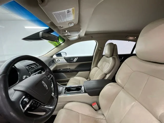 Used 2017 Black Lincoln Reserve image 15
