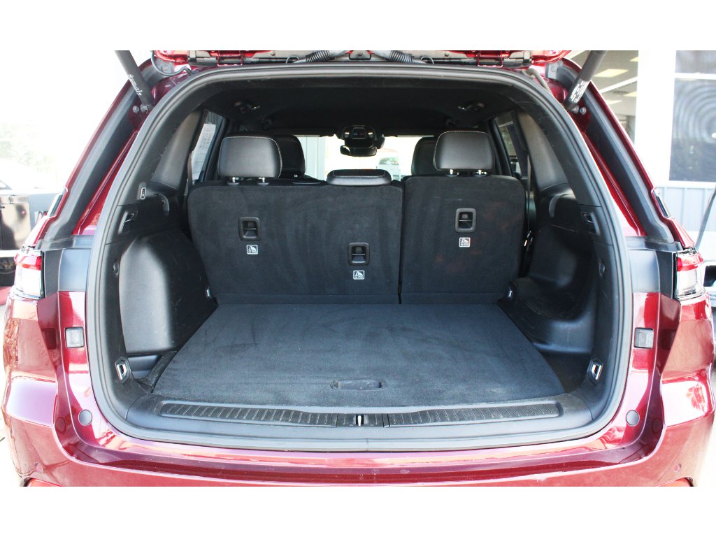 Used 2024 Velvet Red Pearlcoat Jeep Altitude image 16