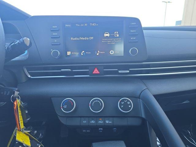 New 2026 Gray Hyundai SE image 21