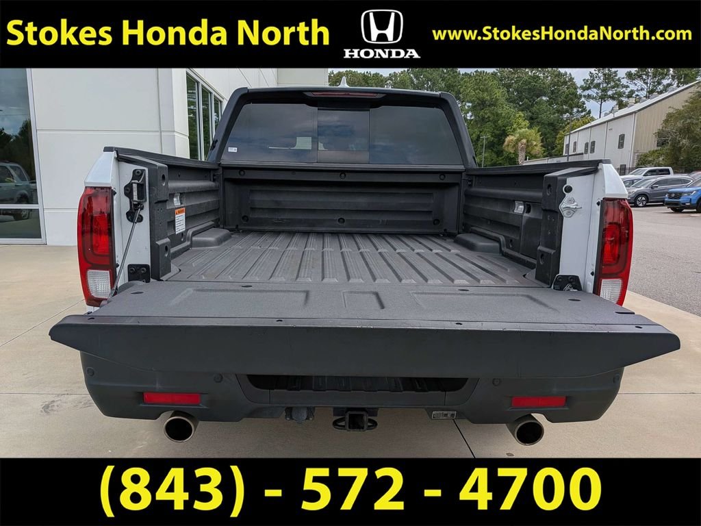 Used 2023  Honda Black Edition image 16