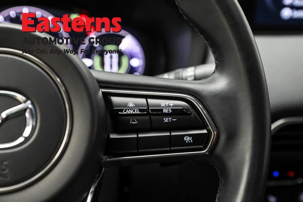 Used 2024 White Mazda Preferred image 16