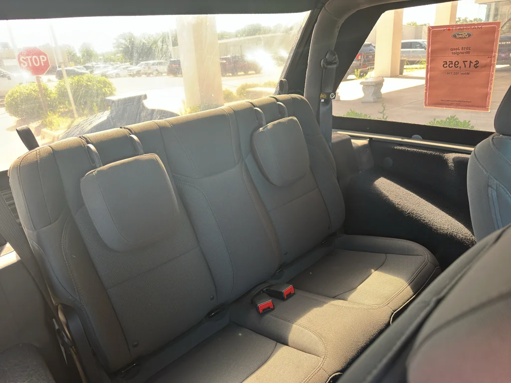 Used 2018 Sting-Gray Clearcoat Jeep Sport image 28