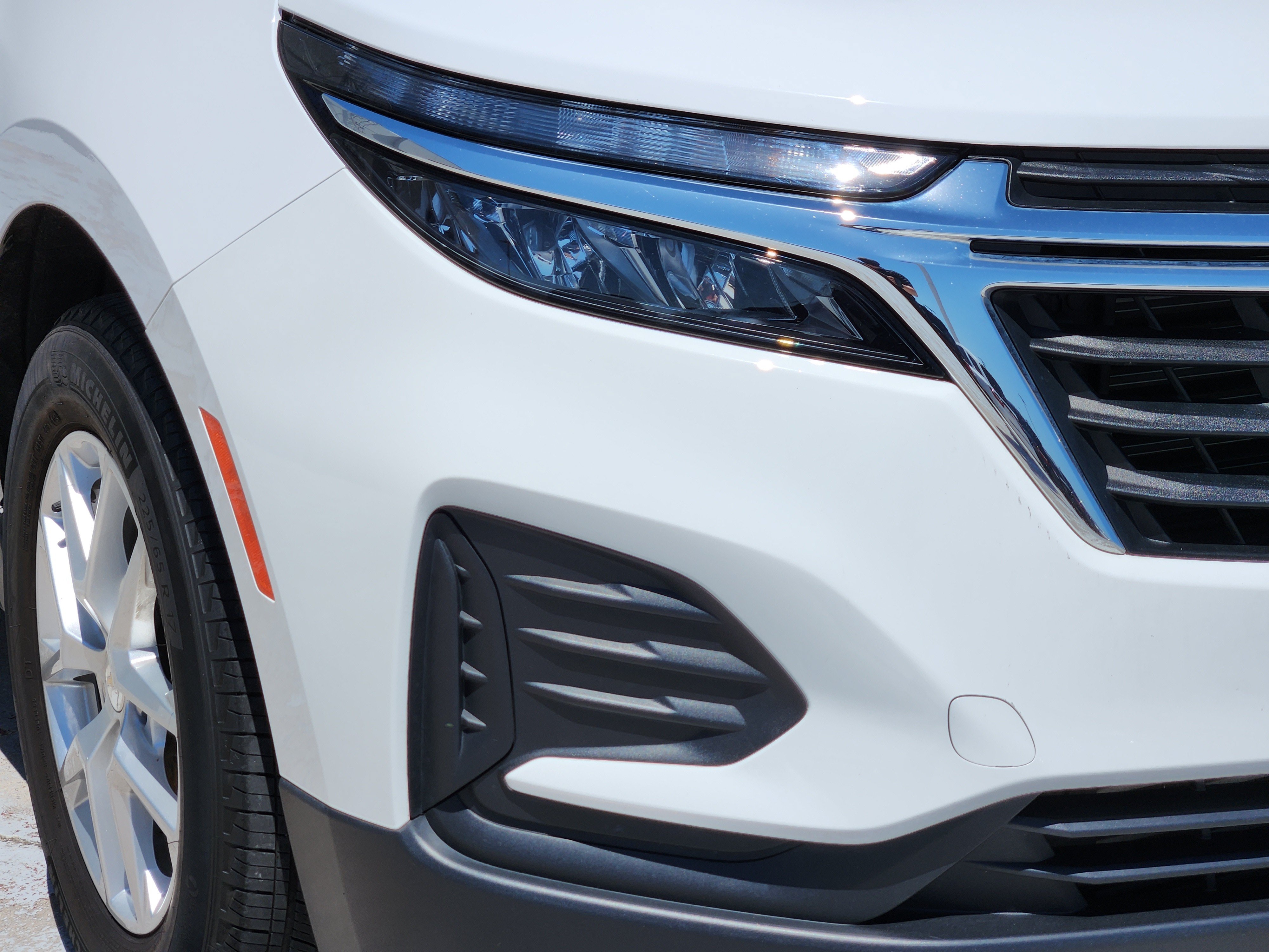 Used 2024 Summit White Chevrolet LS image 10