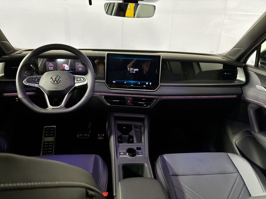 New 2026 Opal White w/Deep Black Roof Volkswagen 2.0T SE R-Line Black image 12
