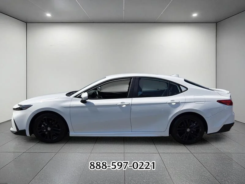 Used 2025 Ice TOYOTA SE image 2