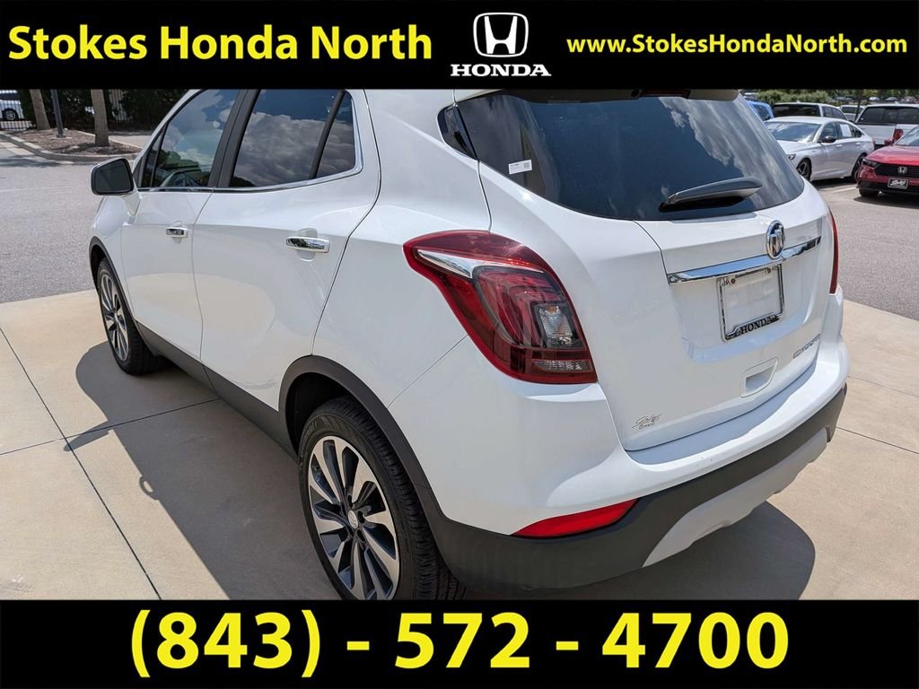 Used 2021 White Buick Preferred image 4