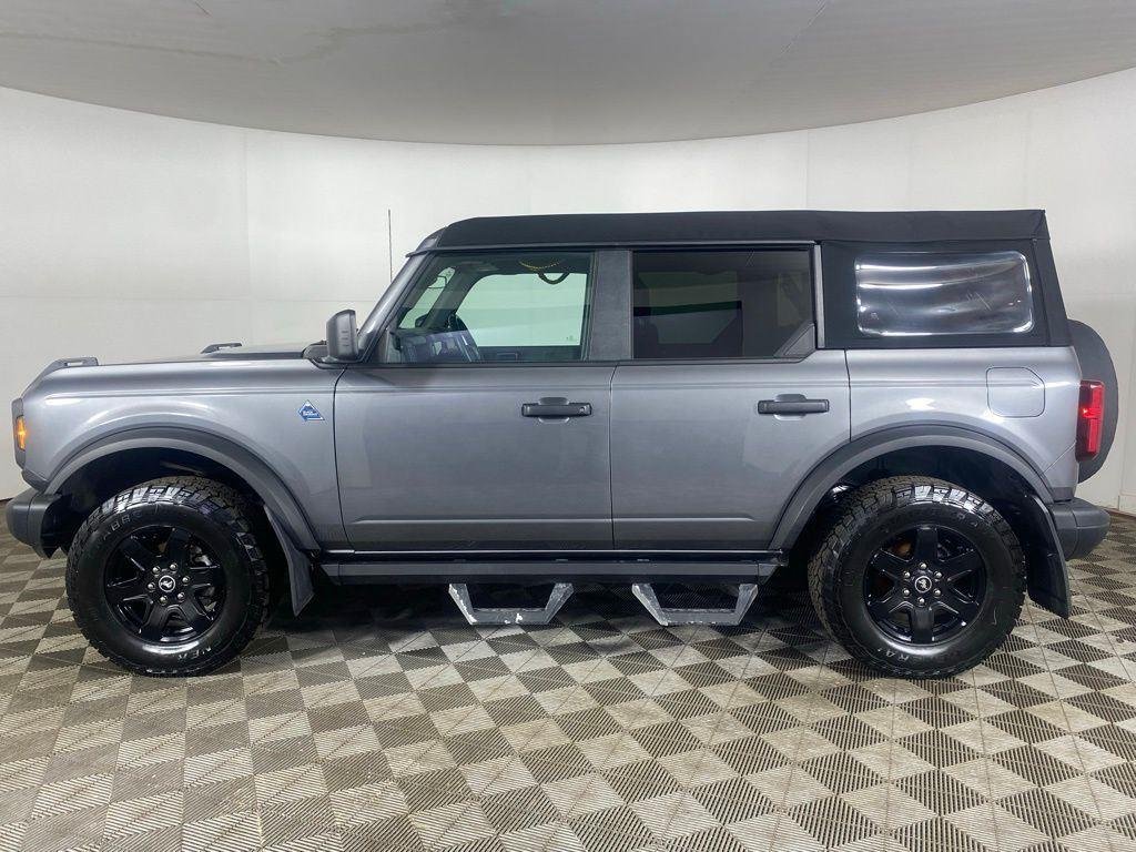 Used 2024 Gray Metallic Ford Black Diamond image 8