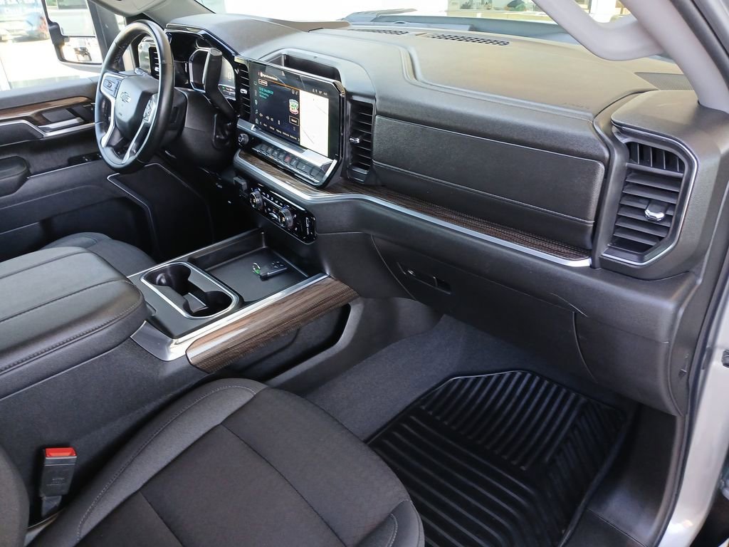 2025 Chevrolet Silverado 2500HD LT - Photo 30