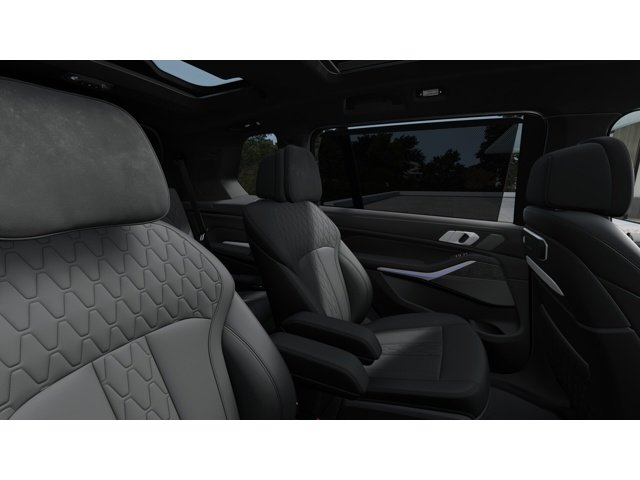 New 2027 Alpine White BMW X7 M60i image 12
