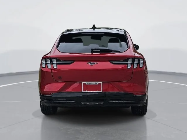 Used 2023 Red Ford Premium image 4