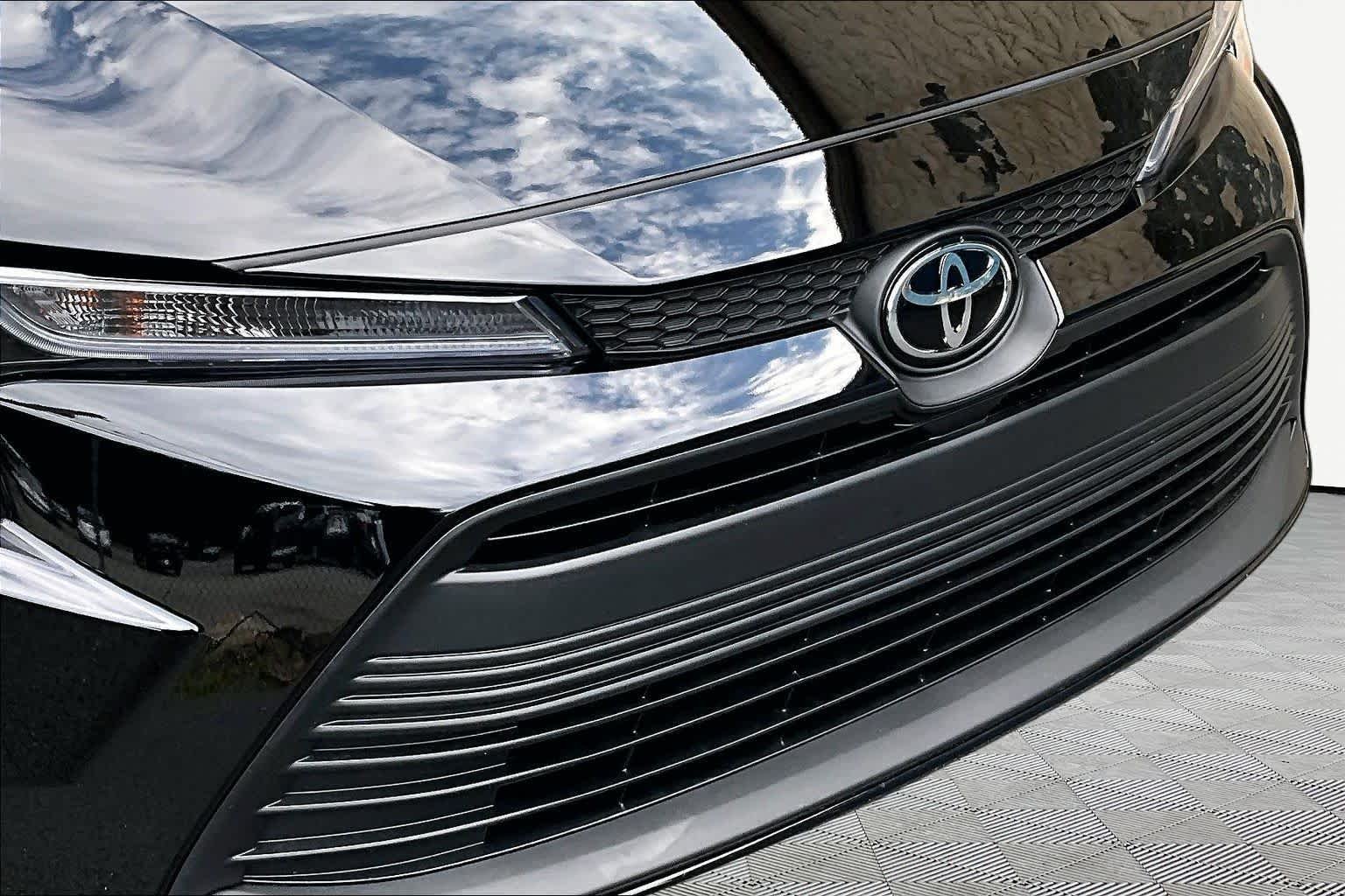 Used 2026 Midnight Black Metallic Toyota LE image 30