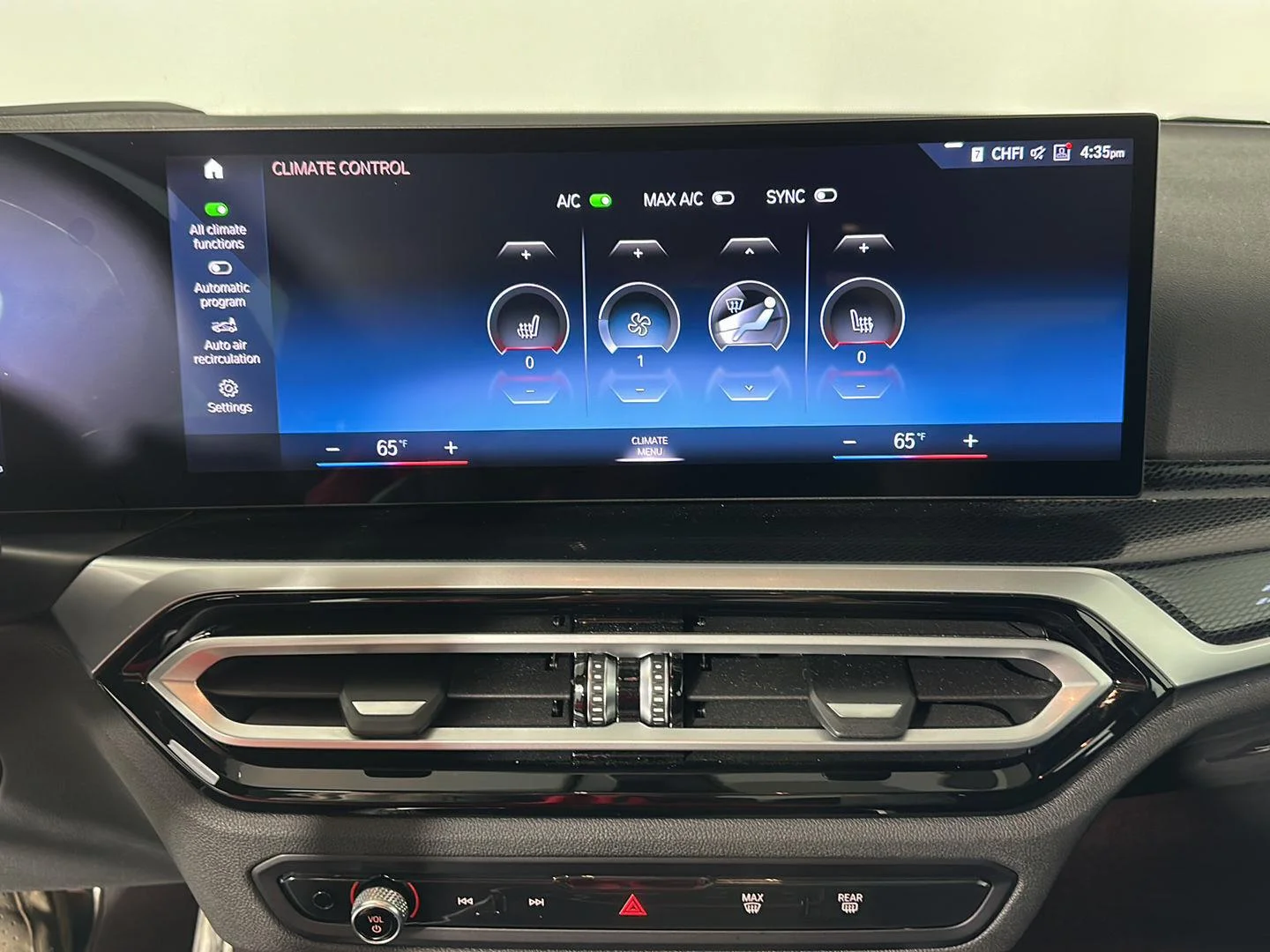 Used 2023 Alpine White BMW M240i xDrive image 19