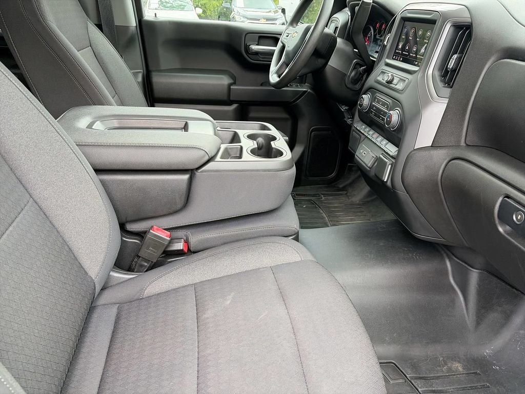 Used 2022 Black Chevrolet Custom image 8