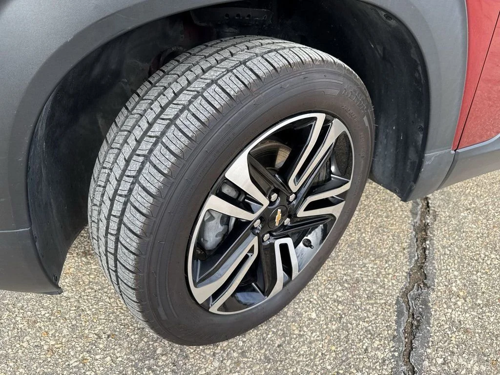 Certified 2023 Chevrolet TrailBlazer LT with VIN KL79MRSL2PB173148 for sale in Watertown, WI