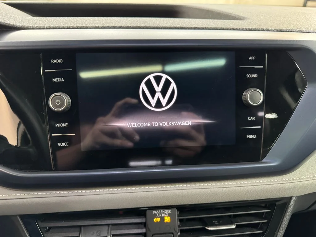 Used 2024 Black Volkswagen 1.5T SE image 19