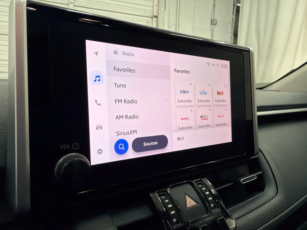 Used 2023 Gray Toyota XLE Premium image 16