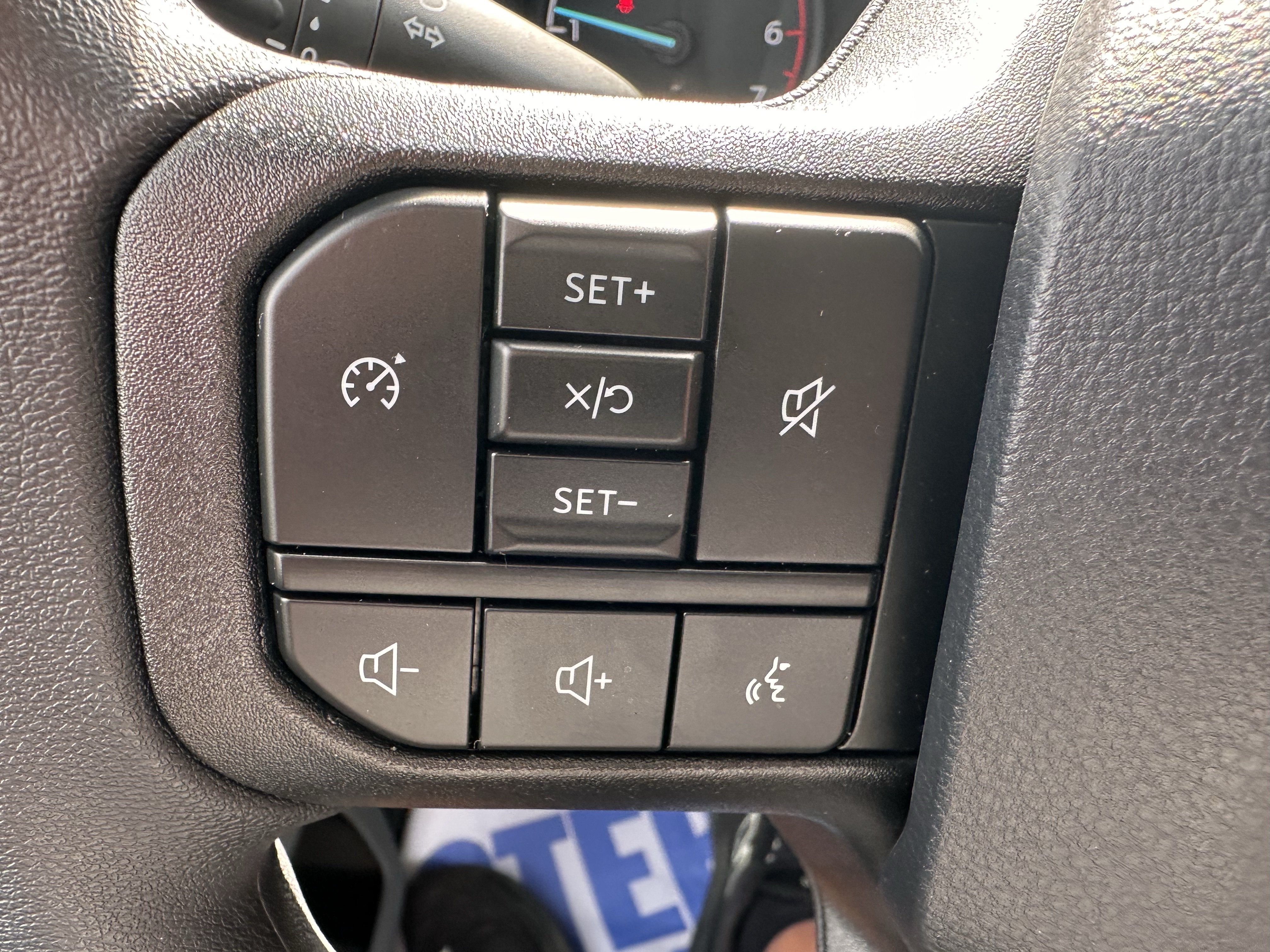 New 2026 Oxford White Ford F-250® XL image 22