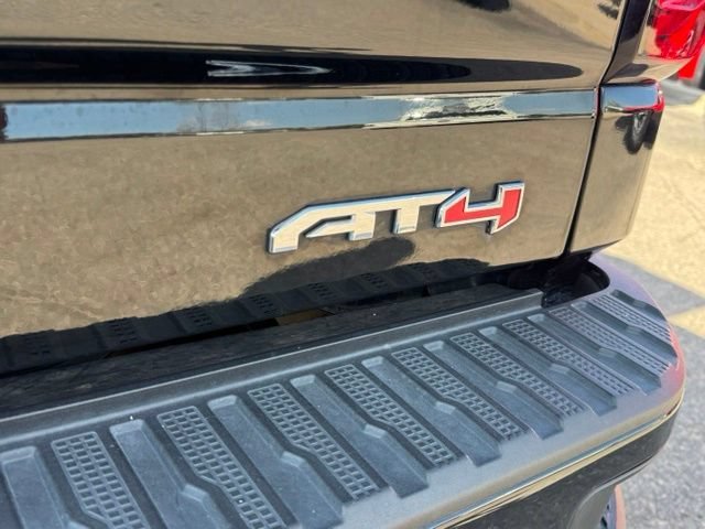 Used 2024 Onyx Black GMC AT4 image 23