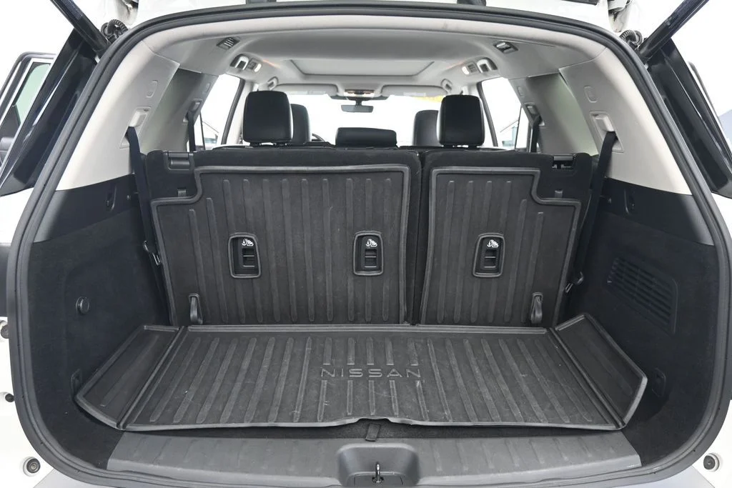2023 Nissan Pathfinder Platinum - Photo 27