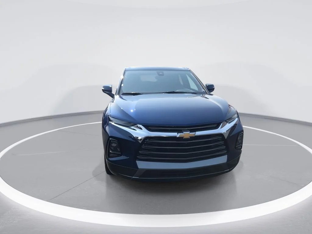 Used 2022 Blue Chevrolet Premier image 3