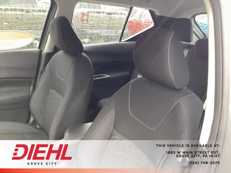 Used 2021 Gray Nissan S image 19