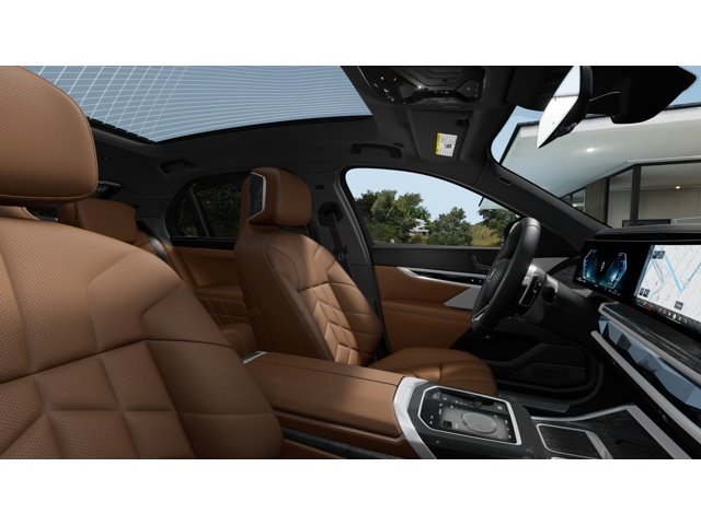 New 2026 Dravit Grey Metallic BMW 750e xDrive image 9