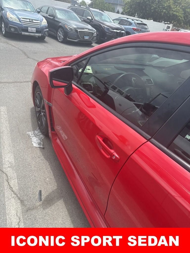 Used 2018 Red Subaru Base image 8