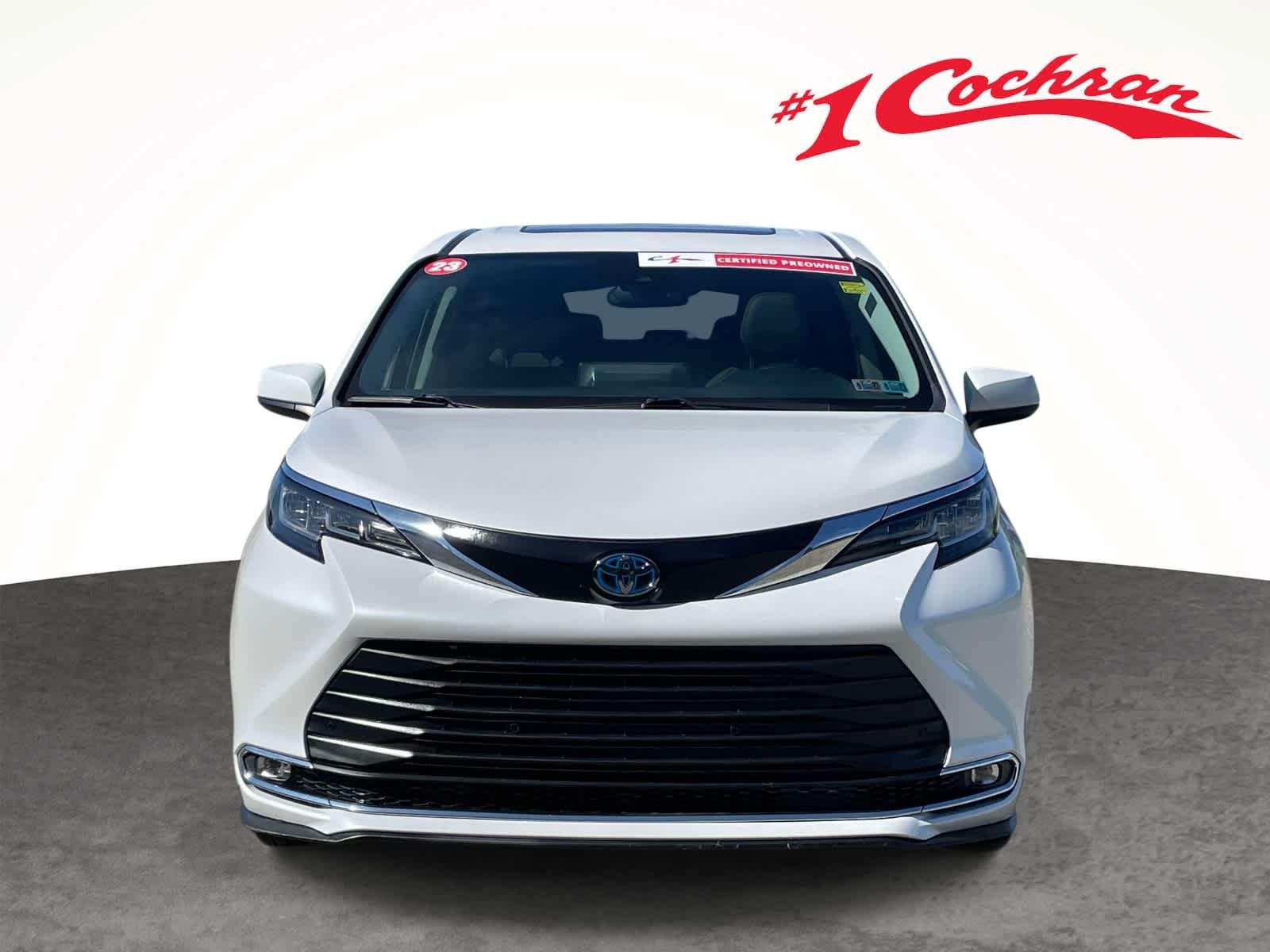 Used 2023 Wind Chill Pearl Toyota XLE image 17