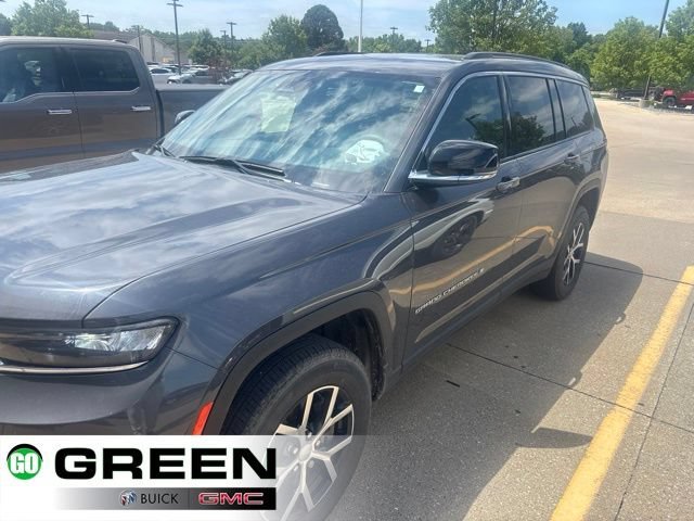 2025 Jeep Grand Cherokee L Limited 4x4's photo